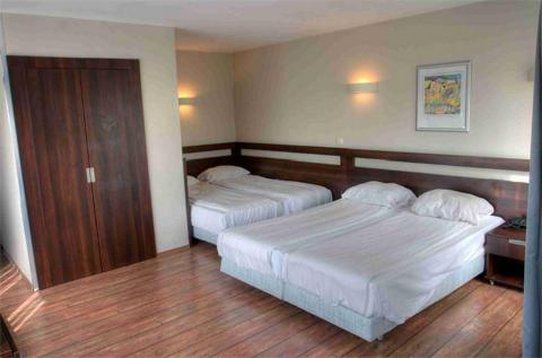 Hotel Damrak Amesterdão Quarto foto